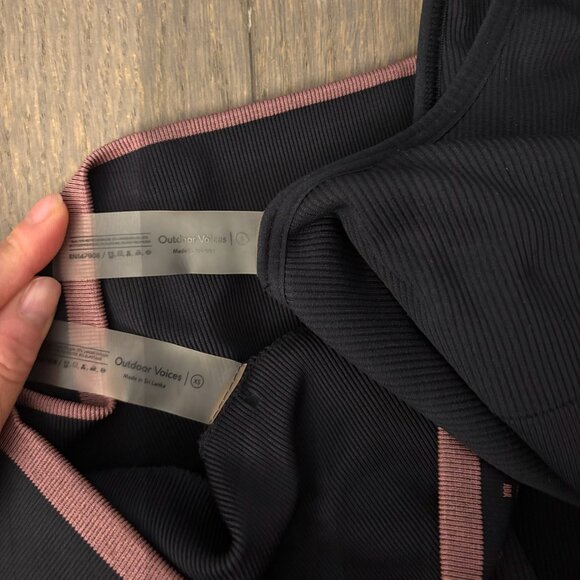 Outdoor Voices Seamless Rib Set - Picture 3 of 3